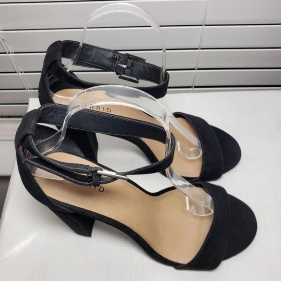 Torrid Black Two Strap Tapered Block Heels - Picture 5 of 11